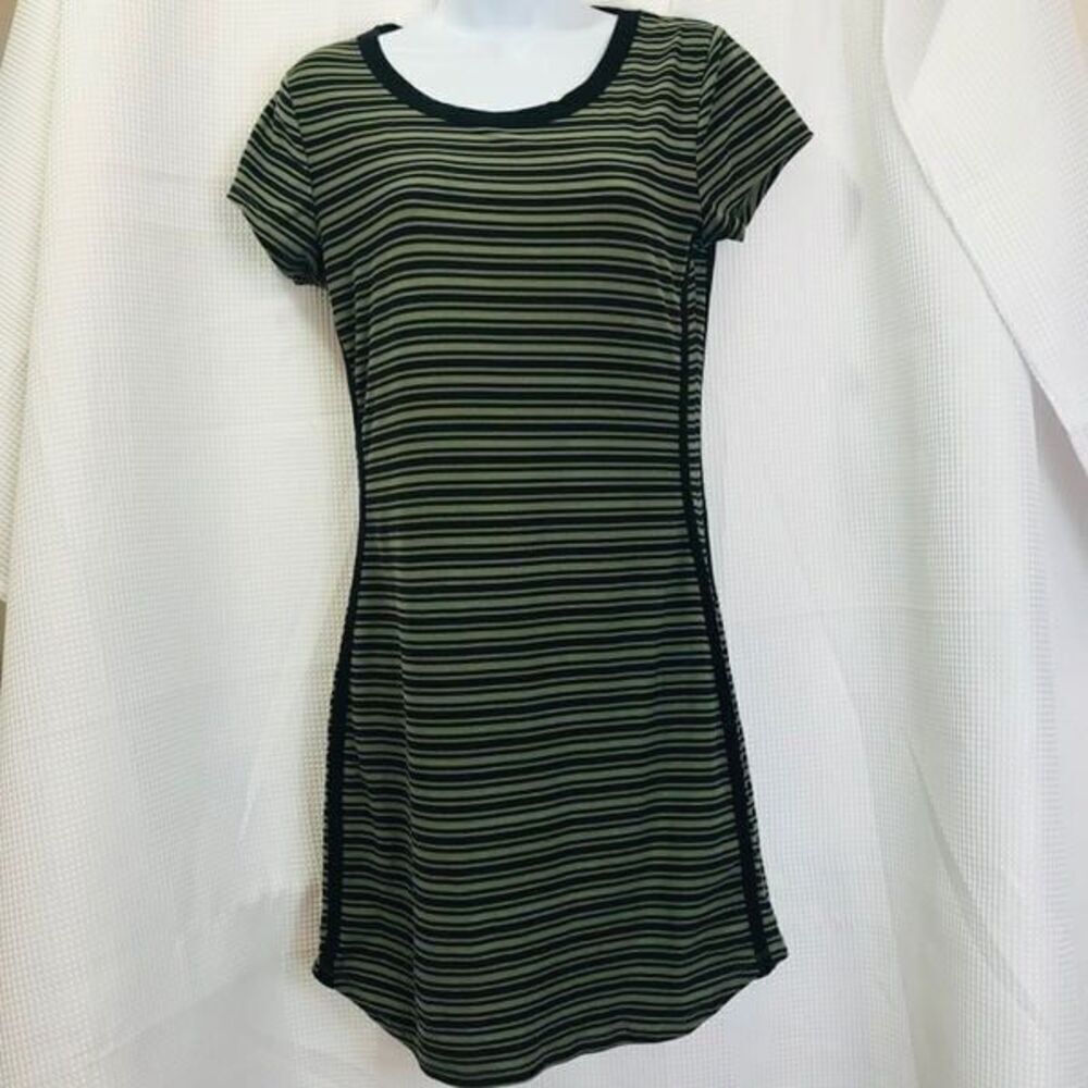 derek heart stripes midi dresses…0365